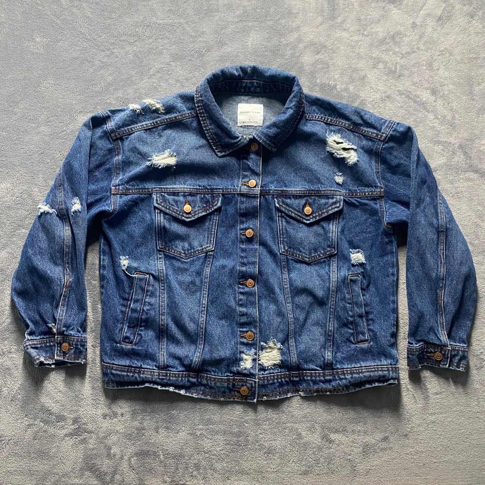 Celebrity Pink Denim Trucker Jacket Mens Large Distressed Dark Wash CJ60298N